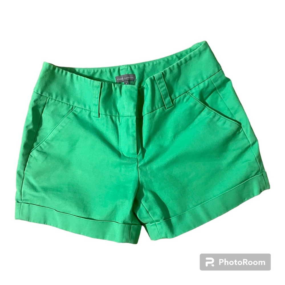 Vince Camuto ladies shorts - size 4 - w/ pockets - EUC - ready for warm weather!